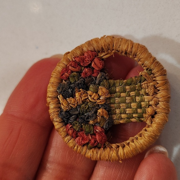 Woven growing tree brooch multicolor - Picture 2 of 4